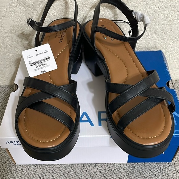 (NEW) ARIZONA BLACK HEELED SANDALS - Picture 1 of 4